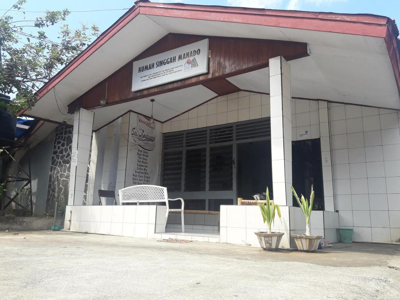 Rumah Singgah Manado Exterior photo